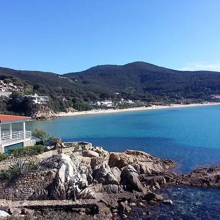 Apartment Le Maree Due Sul Mare *